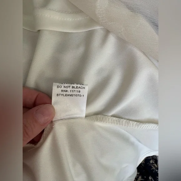 Baltic Born Mayfair High Low Maxi Dress I Vintage Cream - XL - Picture 4 of 5